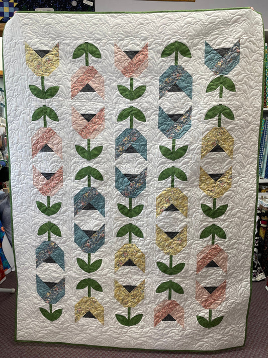 Dutch Tulips Quilt Kit